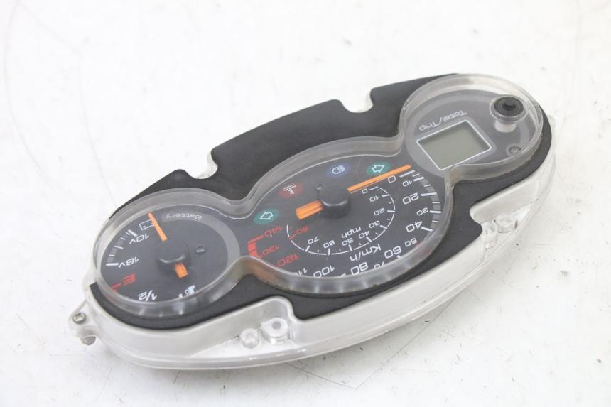photo de TACHOMETER  YAMAHA YP MAJESTY 125 (2007 - 2010)