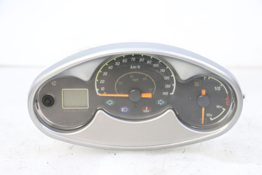 photo de TACHOMETER YAMAHA YP MAJESTY 125 (2002 - 2006)