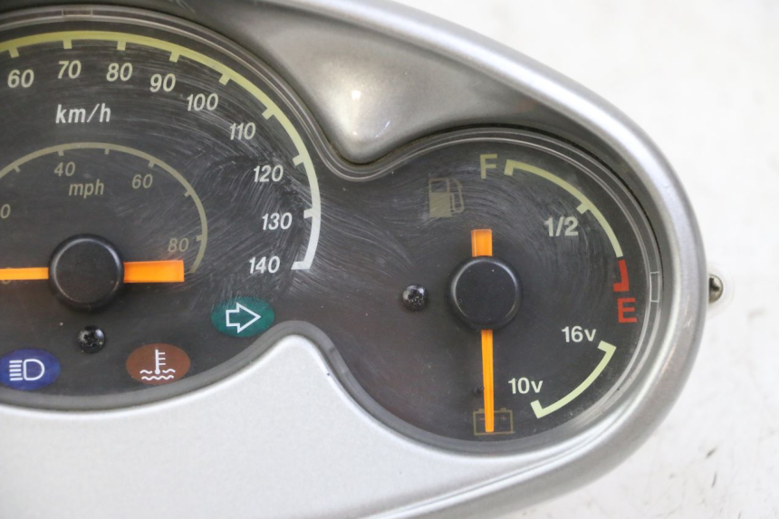 photo de TACHOMETER YAMAHA YP MAJESTY 125 (2002 - 2006)
