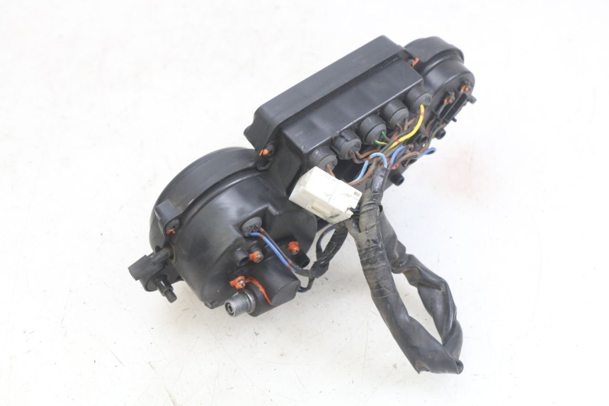 photo de TACHOMETER YAMAHA YZF R THUNDERCAT 600 (1996 - 2003)