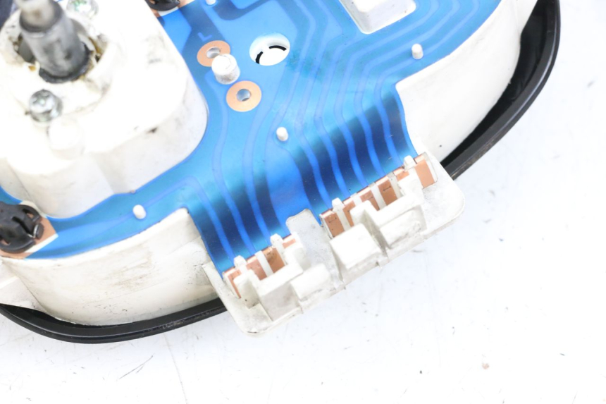 photo de TACHOMETER PIAGGIO ZIP 2T 50 (2009 - 2019) - Details der Befestigungspunkte