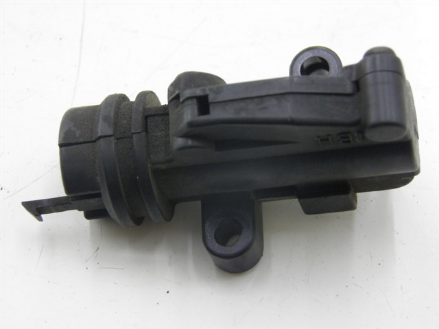 photo de KUPPLUNGSSCHALTER YAMAHA XJS DIVERSION 600 (1997 - 1999)