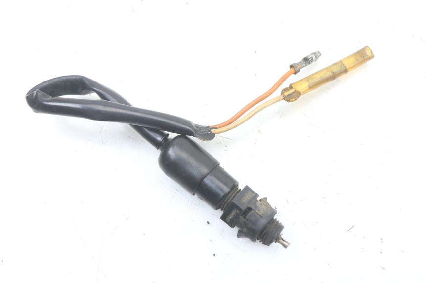 photo de BREMSLICHTSCHALTER HINTEN SUZUKI GSX E 250 (1982 - 1983)