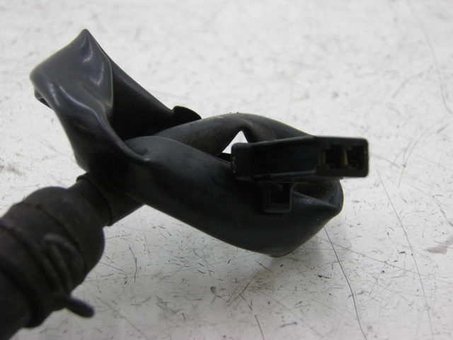 photo de BREMSLICHTSCHALTER HINTEN HONDA VT C SHADOW 125 (1999 - 2007)