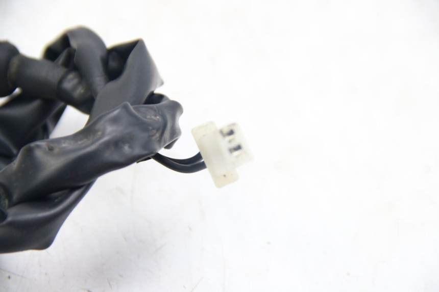 photo de RÜCKLICHT-BREMSLICHTSCHALTER HONDA XR L 125 (2003 - 2007)
