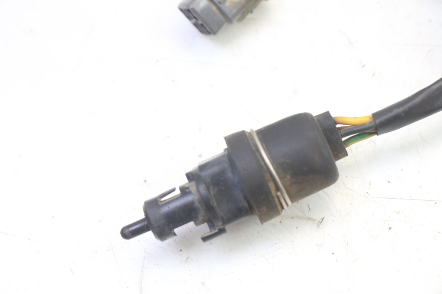 photo de BREMSLICHTSCHALTER HINTEN YAMAHA YFM BRUIN 350 (2003 - 2009)