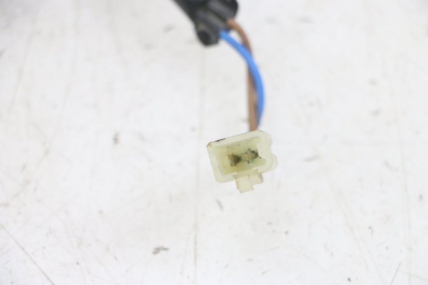 photo de BREMSLICHTSCHALTER HINTEN KAWASAKI ZR 7 750 (1999 - 2001) - Zoom auf Gebrauchszustand