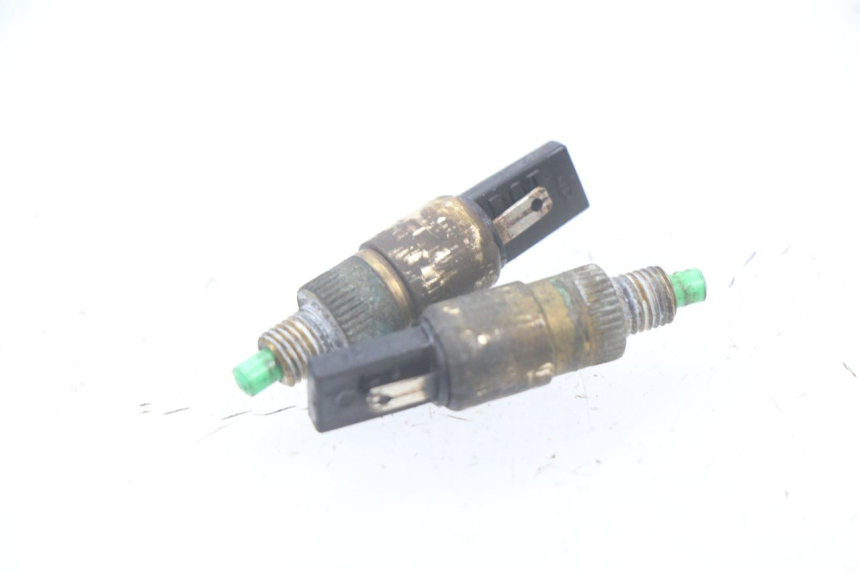 photo de BREMSLICHTSCHALTER PIAGGIO BEVERLY 125 (1998 - 2005)
