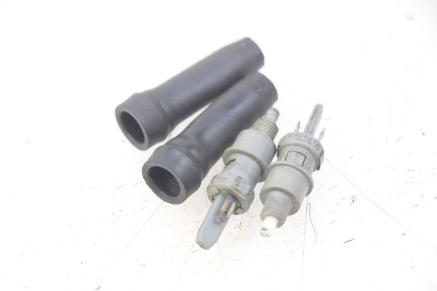 photo de BREMSLICHTSCHALTER PEUGEOT CITYSTAR 125 (2011 - 2017)