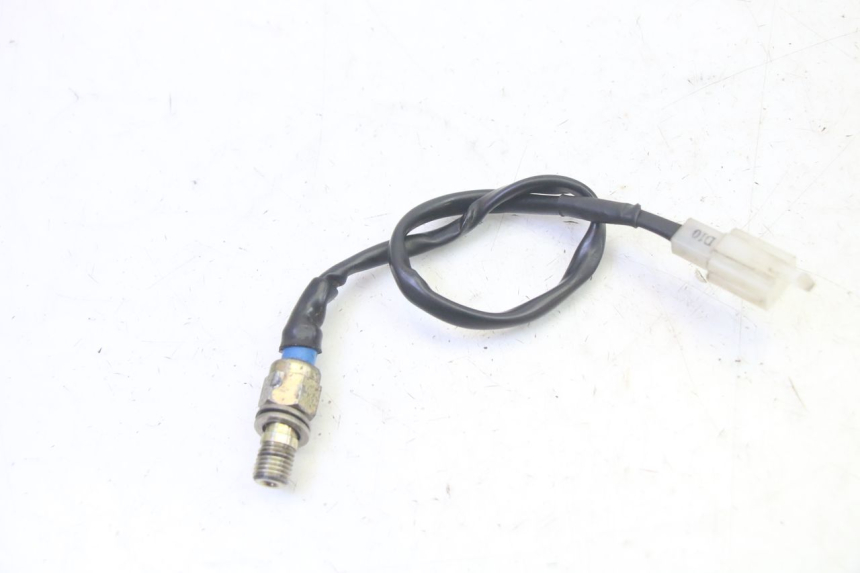 photo de BREMSLICHTSCHALTER RECHTS ADIVA AD3 300 (2014 - 2020)