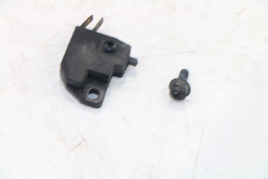 photo de BREMSLICHTSCHALTER RECHTS KYMCO AGILITY RS 4T 50 (2009 - 2013)