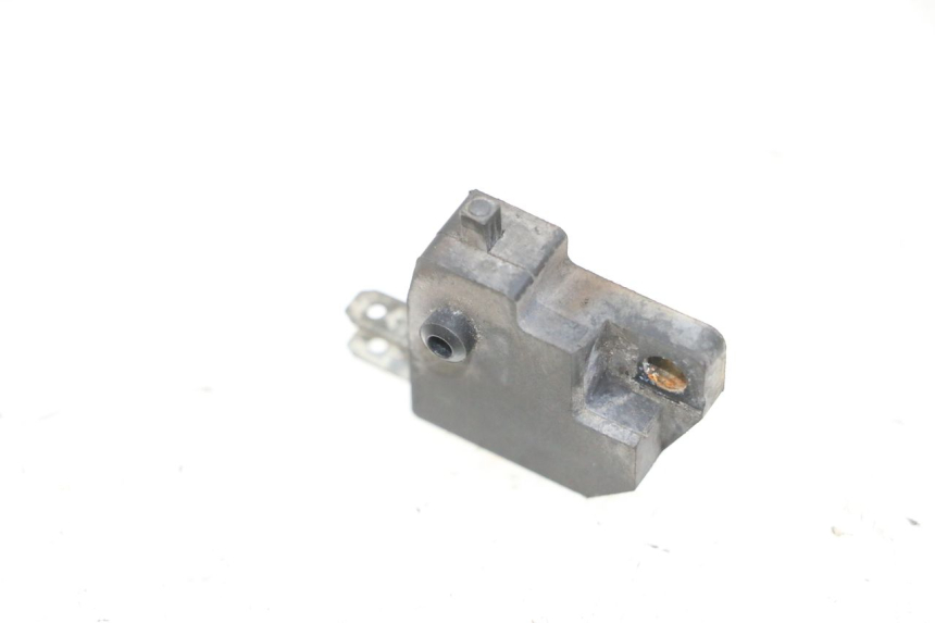 photo de BREMSLICHTSCHALTER RECHTS KSR CODE 125 (2018 - 2020) - Zoom auf Gebrauchszustand