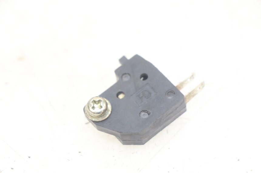 photo de RECHTER STOPP-LICHTSCHALTER PEUGEOT DJANGO 4T 50 (2014 - 2019)