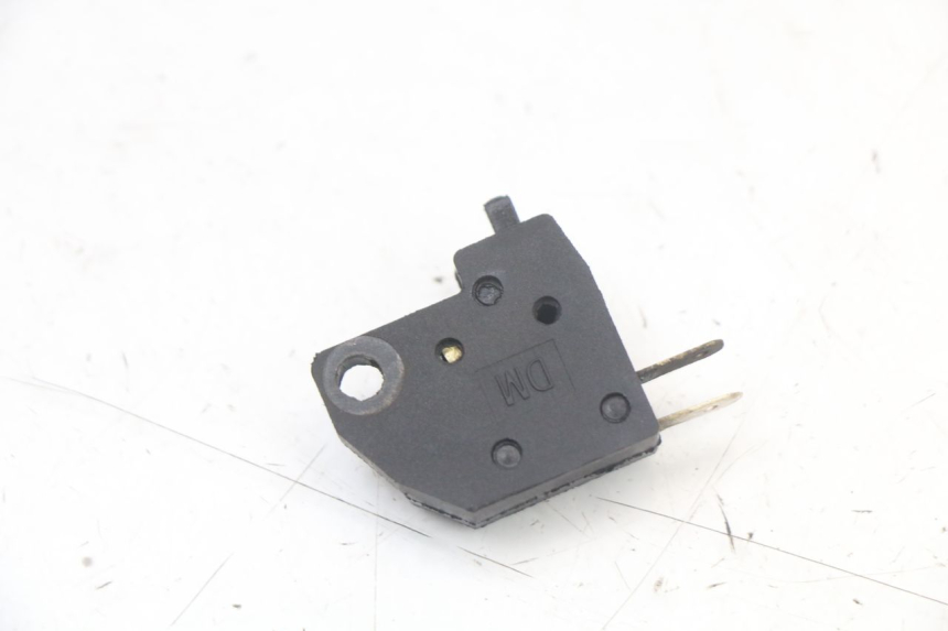 photo de BREMSLICHTSCHALTER RECHTS EBROH BRAVO GLE 1 (2020 - 2024)