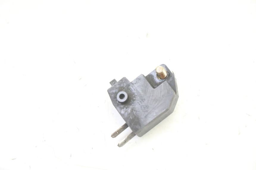 photo de BREMSLICHTSCHALTER RECHTS SUZUKI GS GSE 500 (2001 - 2003)