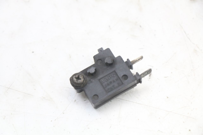 photo de BREMSLICHTSCHALTER RECHTS HONDA CBR F 1000 (1993 - 1996)