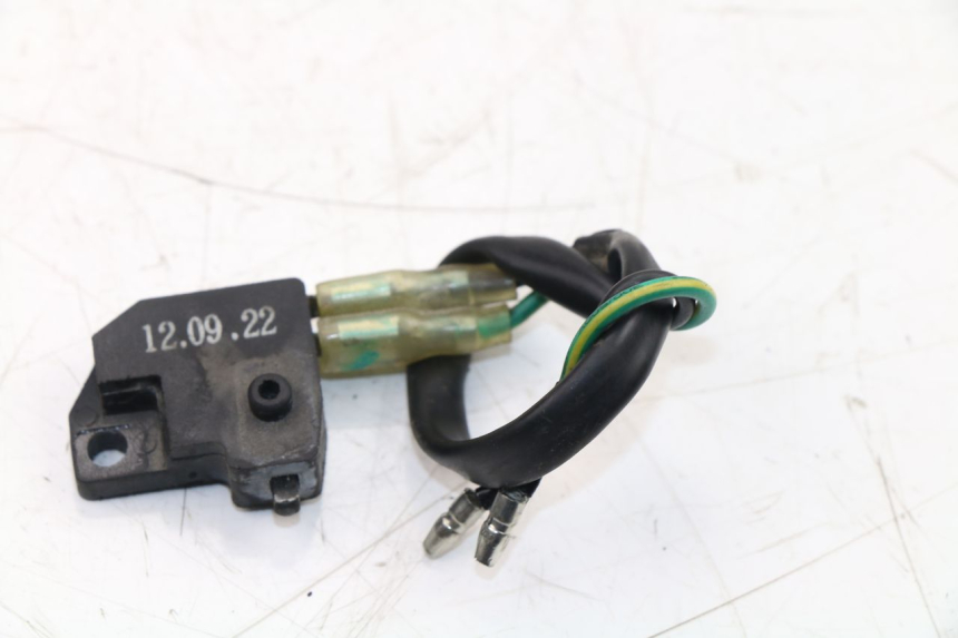 photo de BREMSLICHTSCHALTER RECHTS KYMCO AGILITY CITY 2T 50 (2008 - 2016)