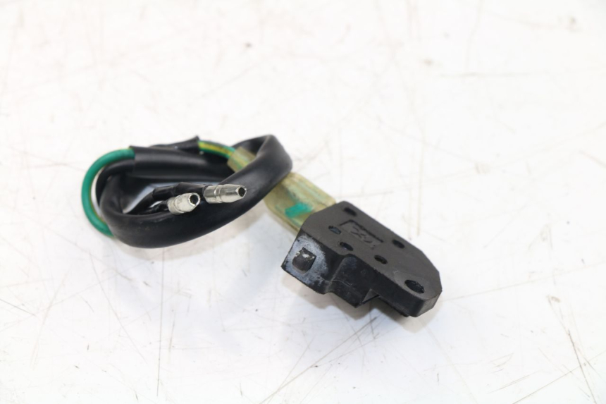 photo de BREMSLICHTSCHALTER RECHTS KYMCO AGILITY CITY 2T 50 (2008 - 2016)