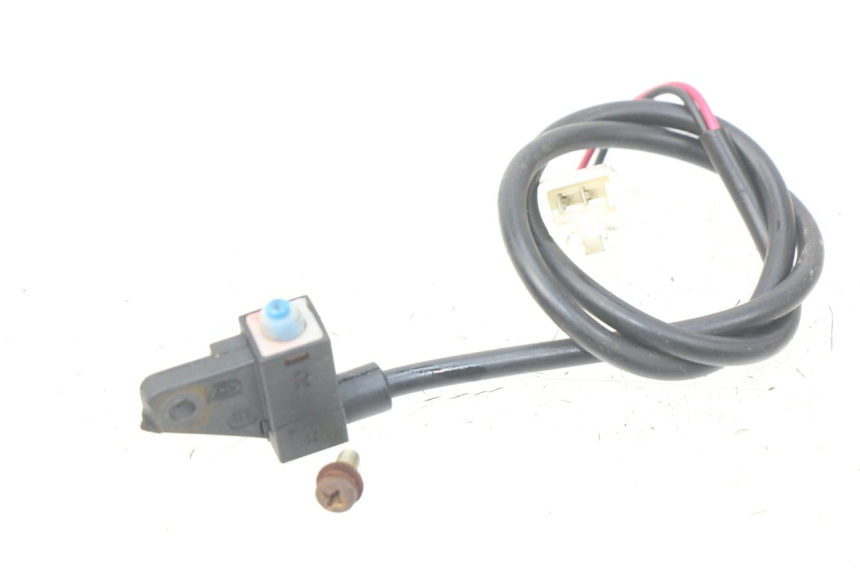 photo de BREMSLICHTSCHALTER RECHTS VENESI LOWIGI RETRO JJ50QT-3 50 (2020 - 2022)