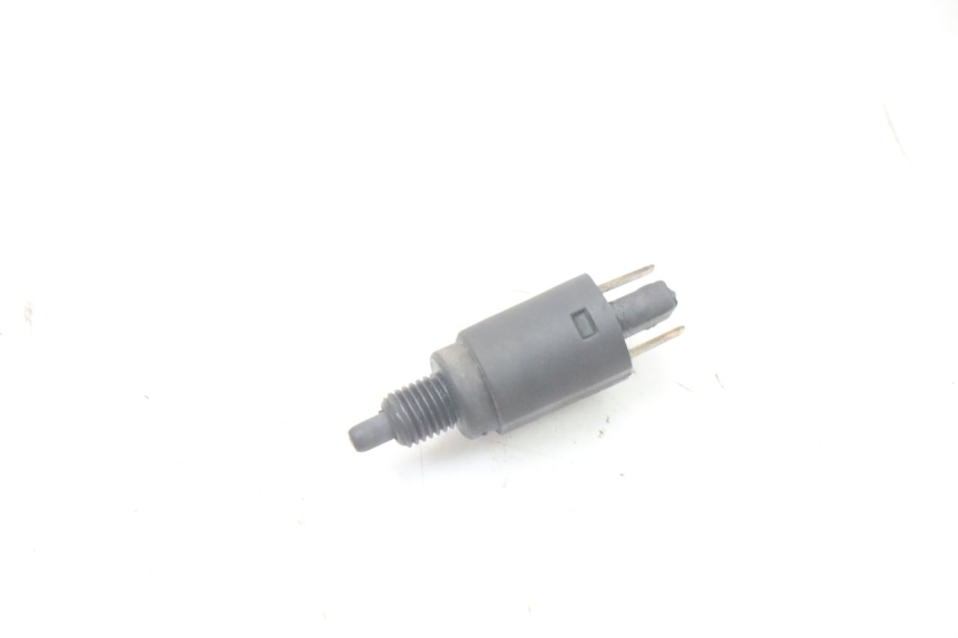 photo de BREMSLICHTSCHALTER RECHTS PEUGEOT ELYSTAR 50 (2002 - 2014)