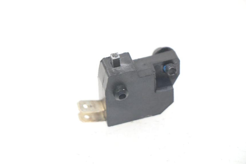photo de BREMSLICHTSCHALTER RECHTS PEUGEOT KISBEE 2T 50 (2010 - 2017)