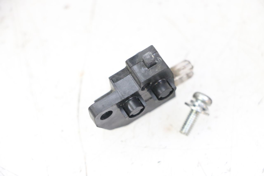 photo de BREMSLICHTSCHALTER RECHTS PEUGEOT SATELIS 125 (2013 - 2018)