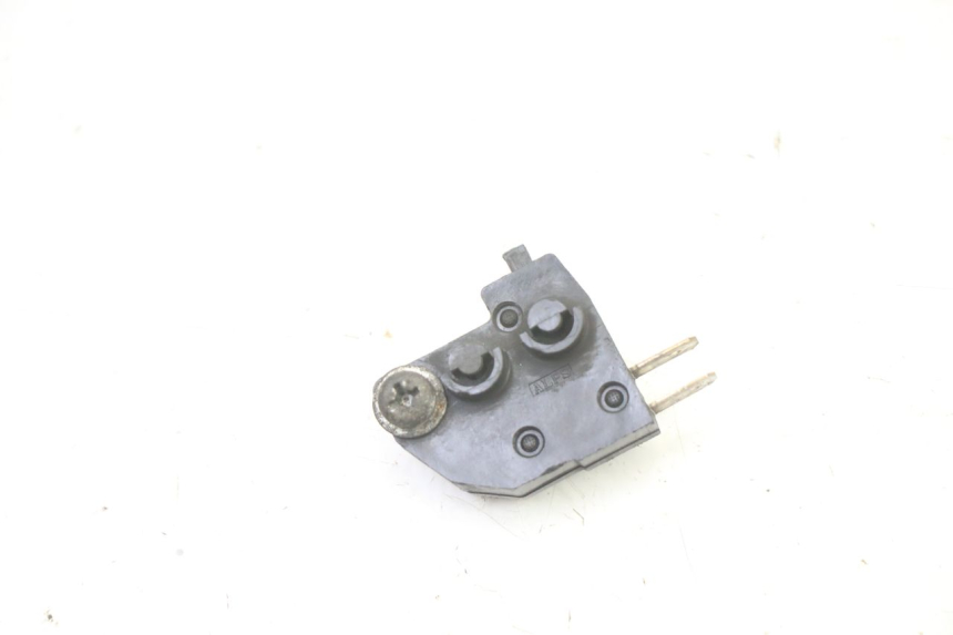 photo de BREMSLICHTSCHALTER RECHTS PEUGEOT SATELIS 125 (2013 - 2018)