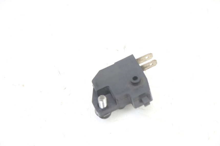 photo de BREMSLICHTSCHALTER RECHTS PEUGEOT SATELIS 125 (2013 - 2018)