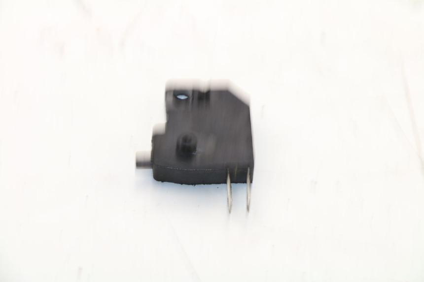 photo de BREMSLICHTSCHALTER RECHTS ZNEN SPEEDER 50 (2012 - 2016)