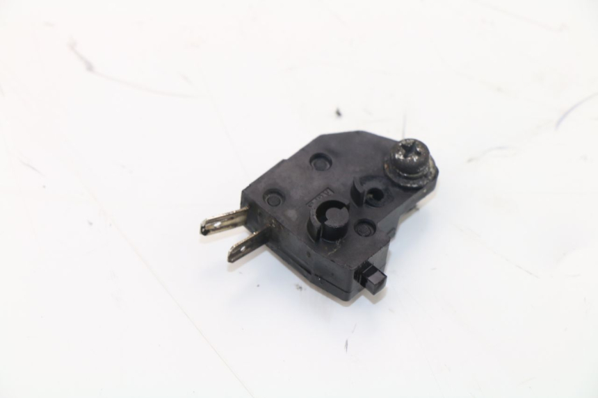 photo de BREMSLICHTSCHALTER RECHTS SUZUKI SV N 650 (2003 - 2009)