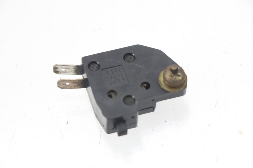 photo de BREMSLICHTSCHALTER RECHTS SUZUKI TU X TUX VOLTY 125 (1999 - 2001)