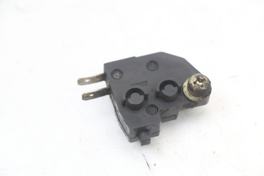 photo de BREMSLICHTSCHALTER RECHTS SUZUKI VL INTRUDER 125 (2004 - 2007)