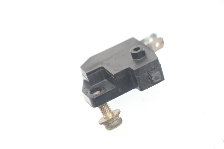 photo de BREMSLICHTSCHALTER RECHTS SUZUKI UC EPICURO 125 (1999 - 2003)