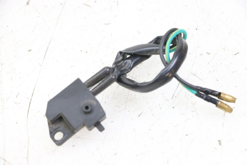 photo de BREMSLICHTSCHALTER RECHTS UNIVERSAL BIKE ZN50QT-11B 50 (2018 - 2021)