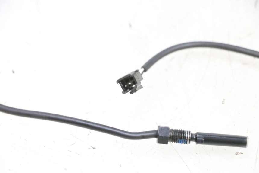 photo de BREMSLICHTSCHALTER RECHTS DUALTRON VICTOR LIMITED 1