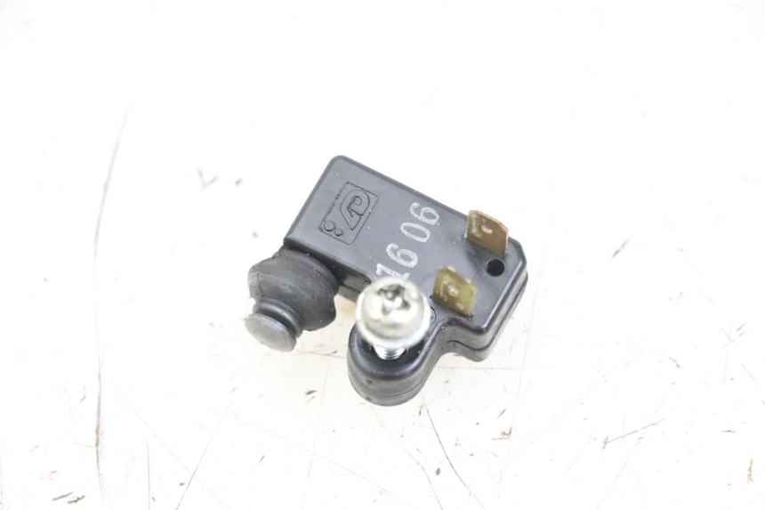 photo de BREMSLICHTSCHALTER RECHTS YAMAHA NEO'S NEOS 2T EASY 50 (2013 - 2016)
