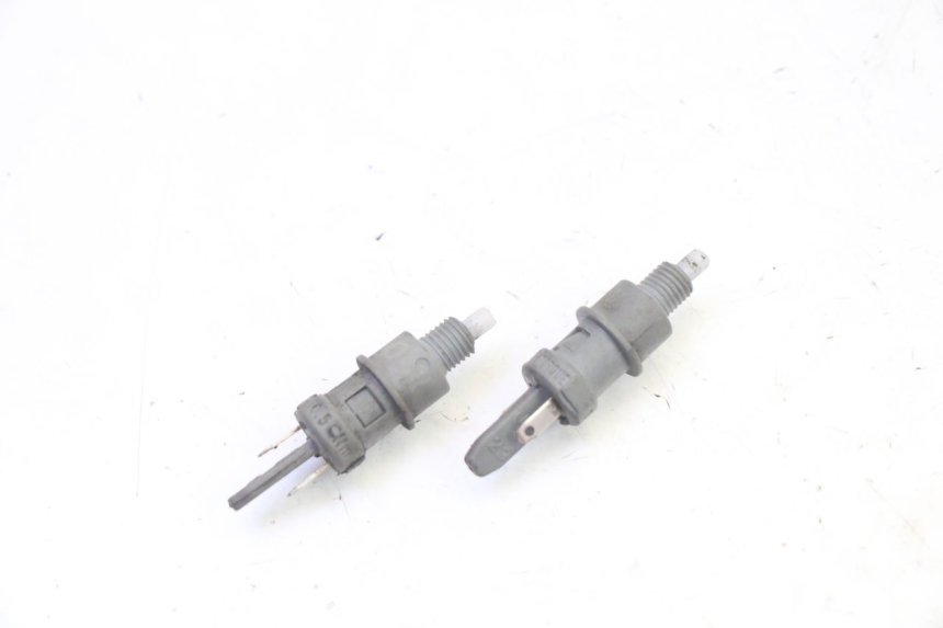 photo de BREMSLICHTSCHALTER PEUGEOT ELYSTAR 50 (2002 - 2014)