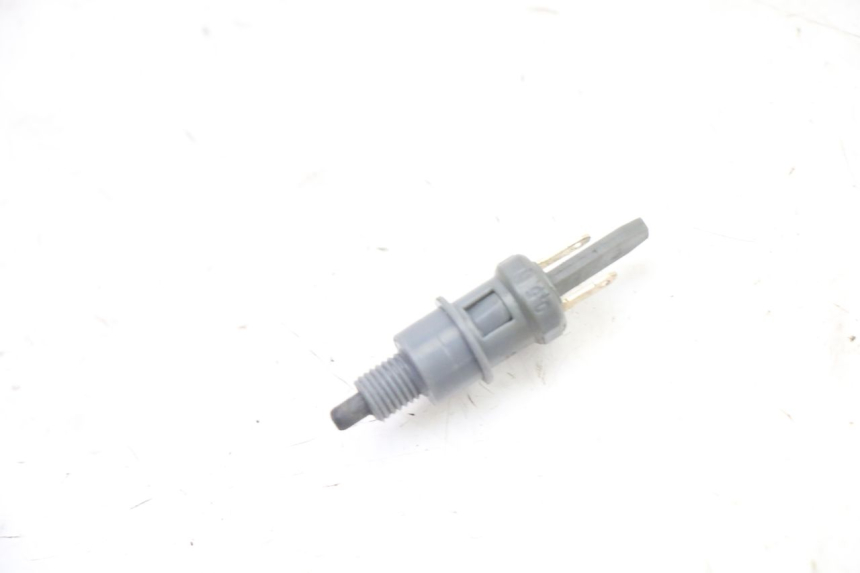 photo de BREMSLICHTSCHALTER LINKS PEUGEOT KISBEE 2T 50 (2010 - 2017)