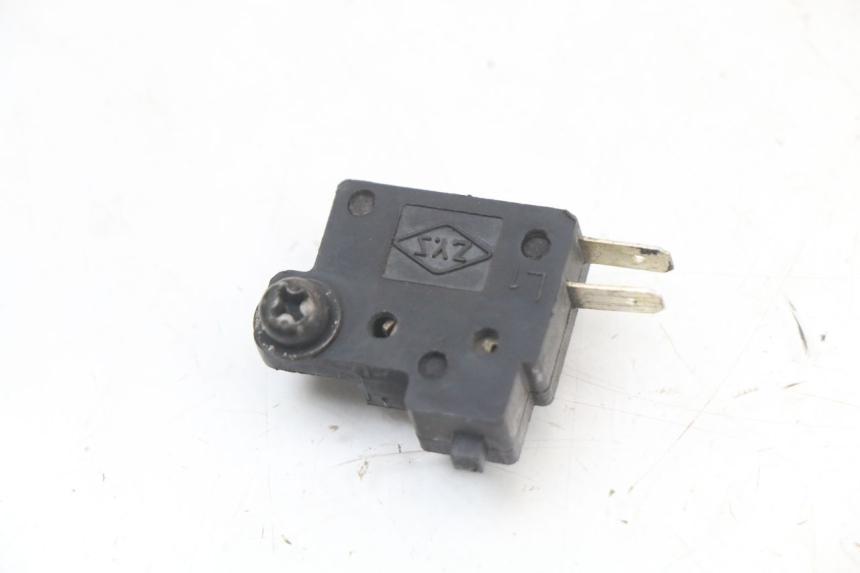 photo de LINKER BREMSLICHTSCHALTER KYMCO XCITING 250 (2006 - 2009)