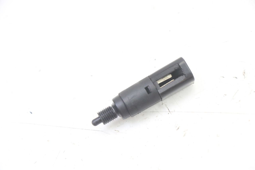 photo de BREMSLICHTSCHALTER LINKS GILERA RUNNER SP 50 (2006 - 2008)