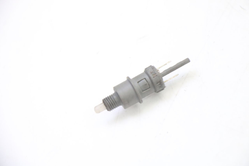 photo de BREMSLICHTSCHALTER LINKS PEUGEOT SPEEDAKE 50 (1995 - 1997)