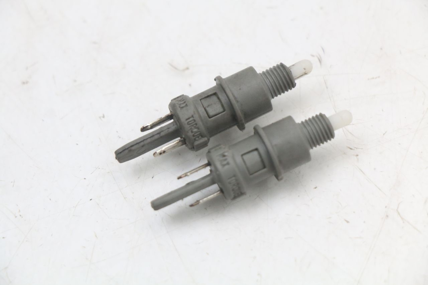 photo de Bremslichtschalter PEUGEOT GEOPOLIS RS 125 (2007 - 2009)