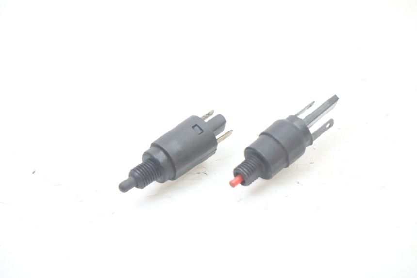 photo de BREMSLICHTSCHALTER GILERA NEXUS 300 (2008 - 2013)
