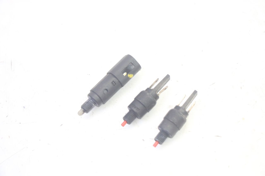 photo de BREMSLICHTSCHALTER PIAGGIO MP3 HPE 350 (2018 - 2020) - Hauptansicht