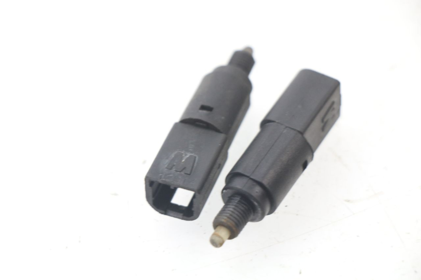 photo de BREMSLICHTSCHALTER PIAGGIO MP3 125 (2006 - 2014)