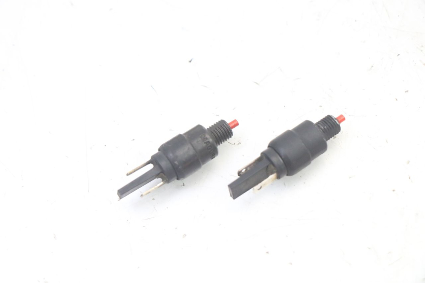photo de BREMSLICHTSCHALTER PIAGGIO MP3 500 (2011 - 2015)
