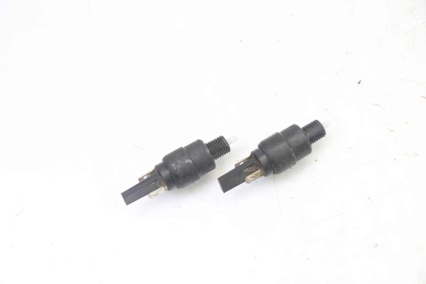 photo de BREMSLICHTSCHALTER PIAGGIO MP3 RL 250 (2007 - 2010)