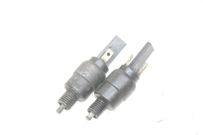 photo de BREMSLICHTSCHALTER GILERA NEXUS 125 (2009 - 2013)