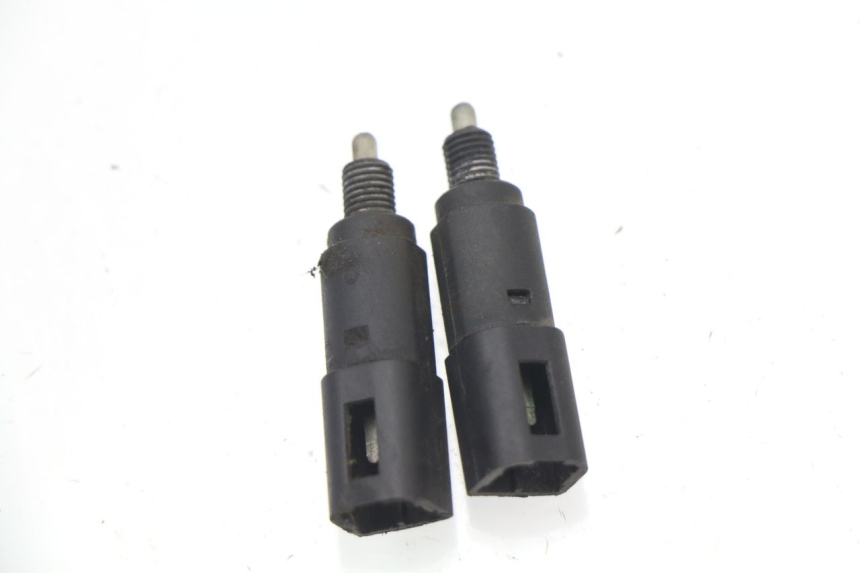 photo de BREMSLICHTSCHALTER PIAGGIO NRG 50 (2004 - 2017)