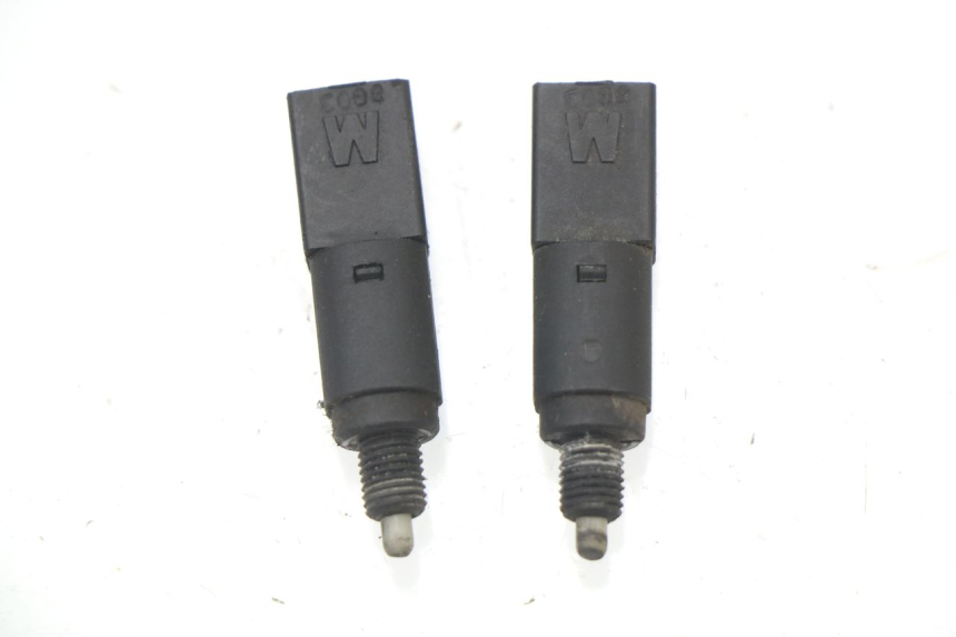 photo de BREMSLICHTSCHALTER PIAGGIO NRG 50 (2004 - 2017)